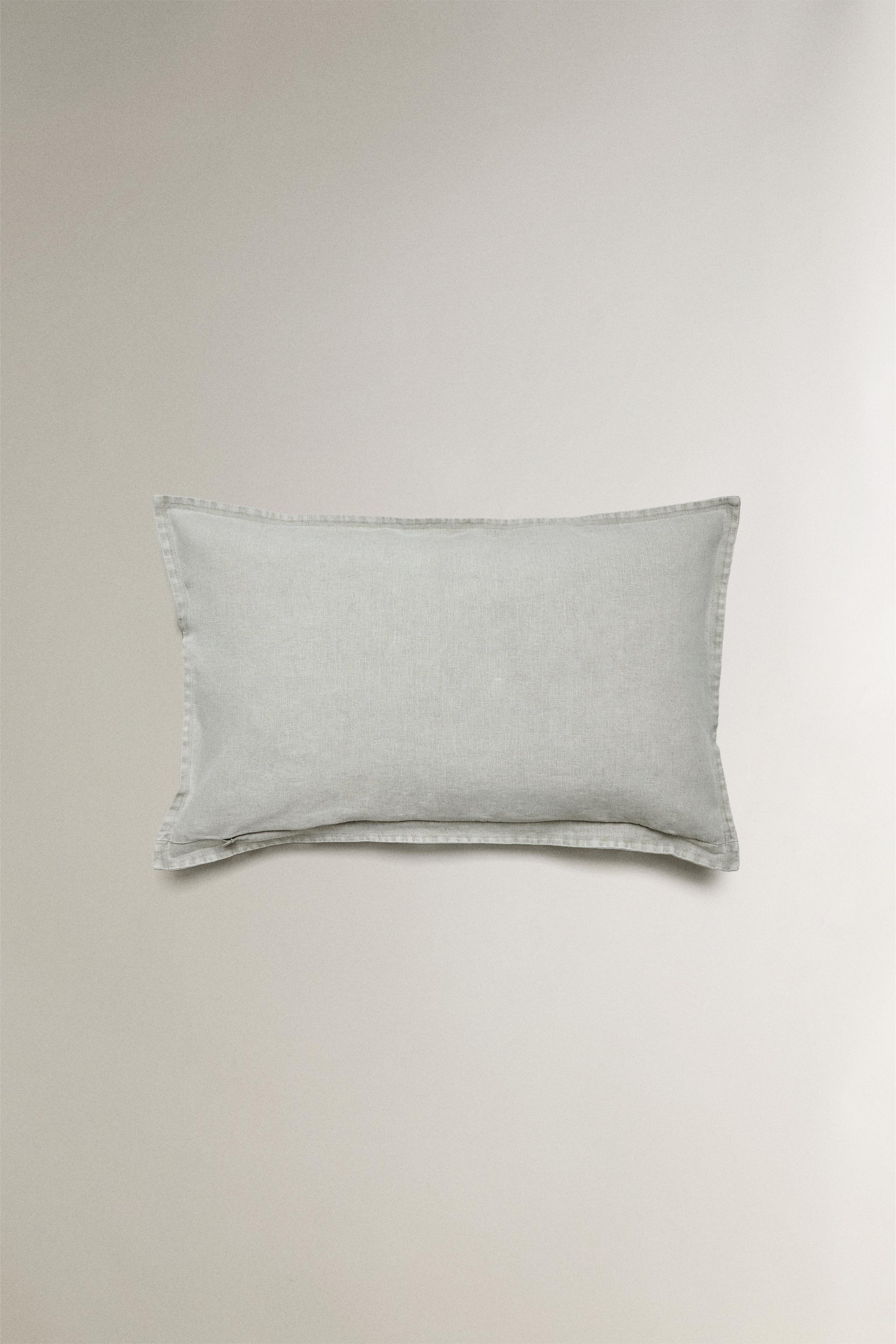 HOUSSE DE COUSSIN EN LIN DÉLAVÉ
